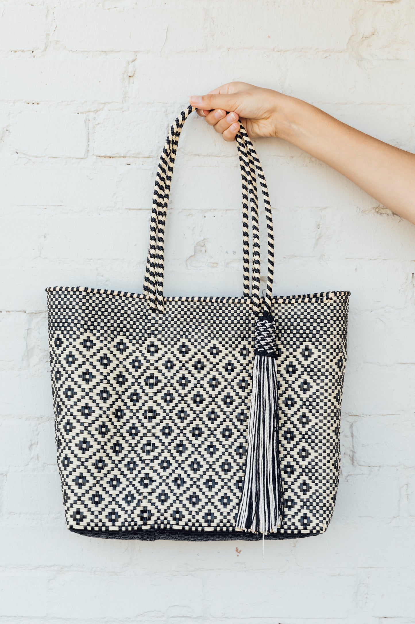 Medium Woven Tote