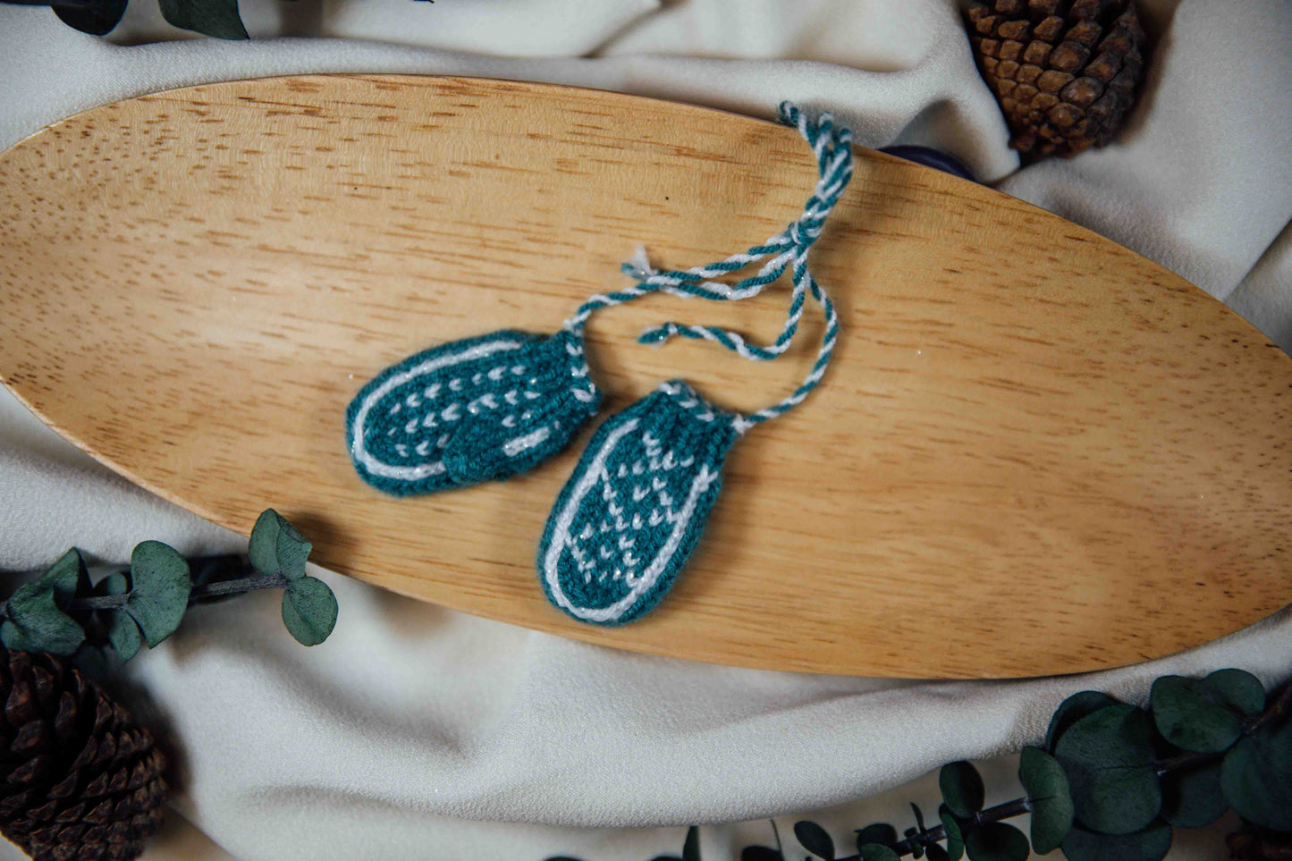Azeri Mittens Ornament