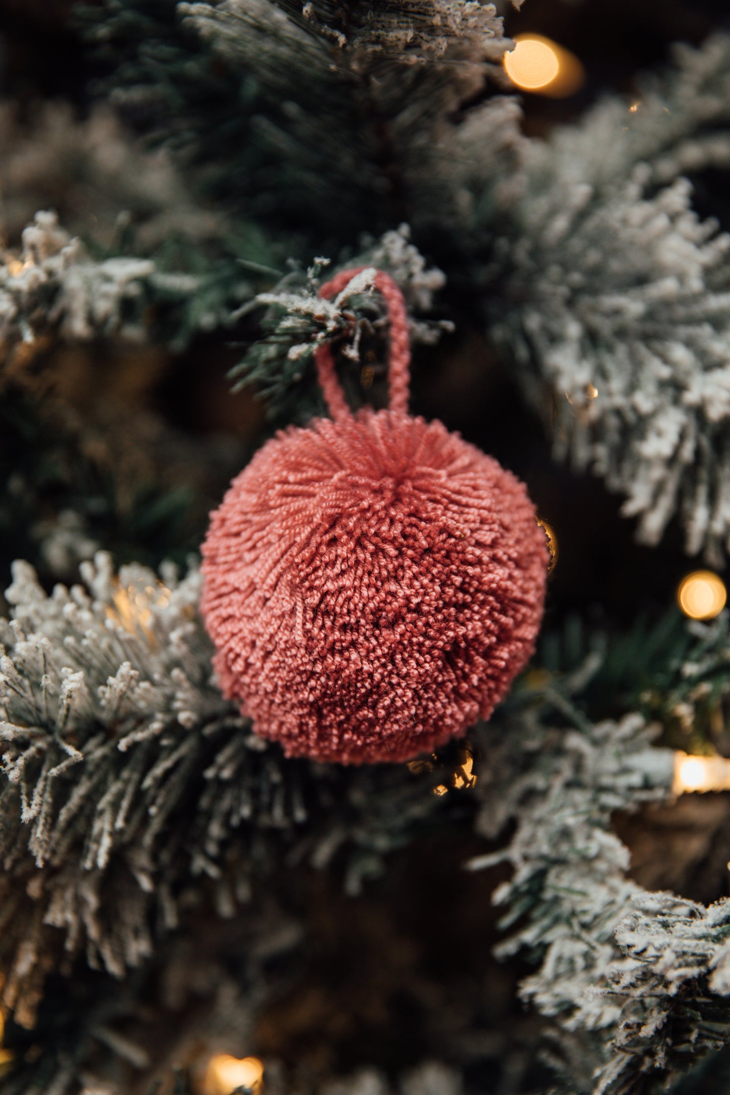 Pouf Ornaments
