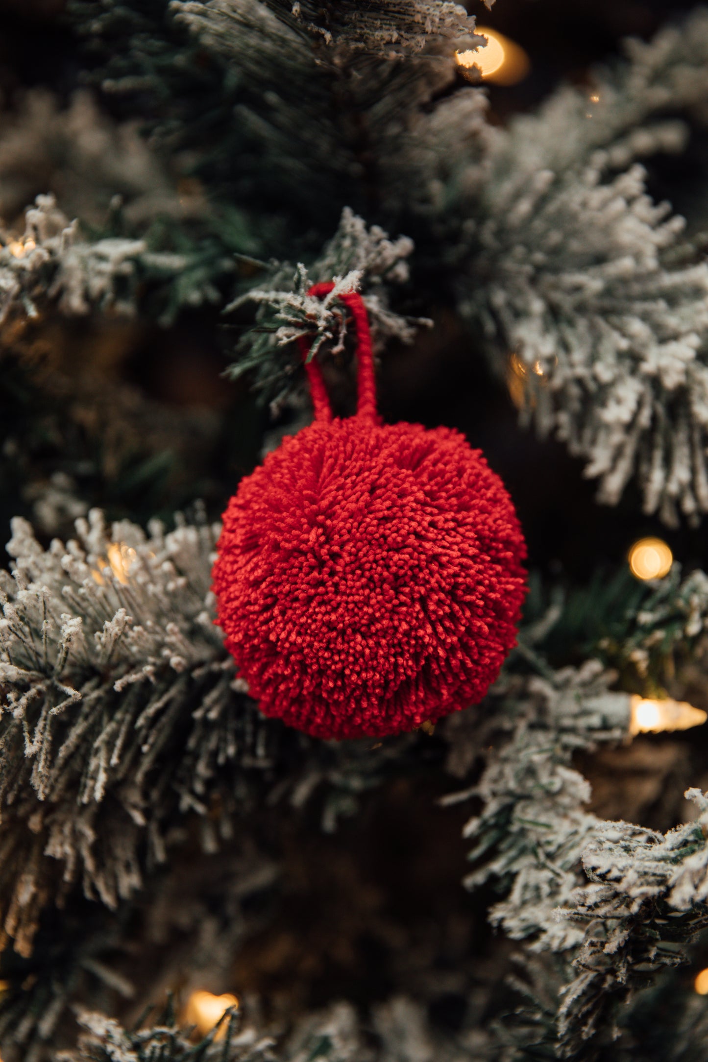 Pouf Ornaments