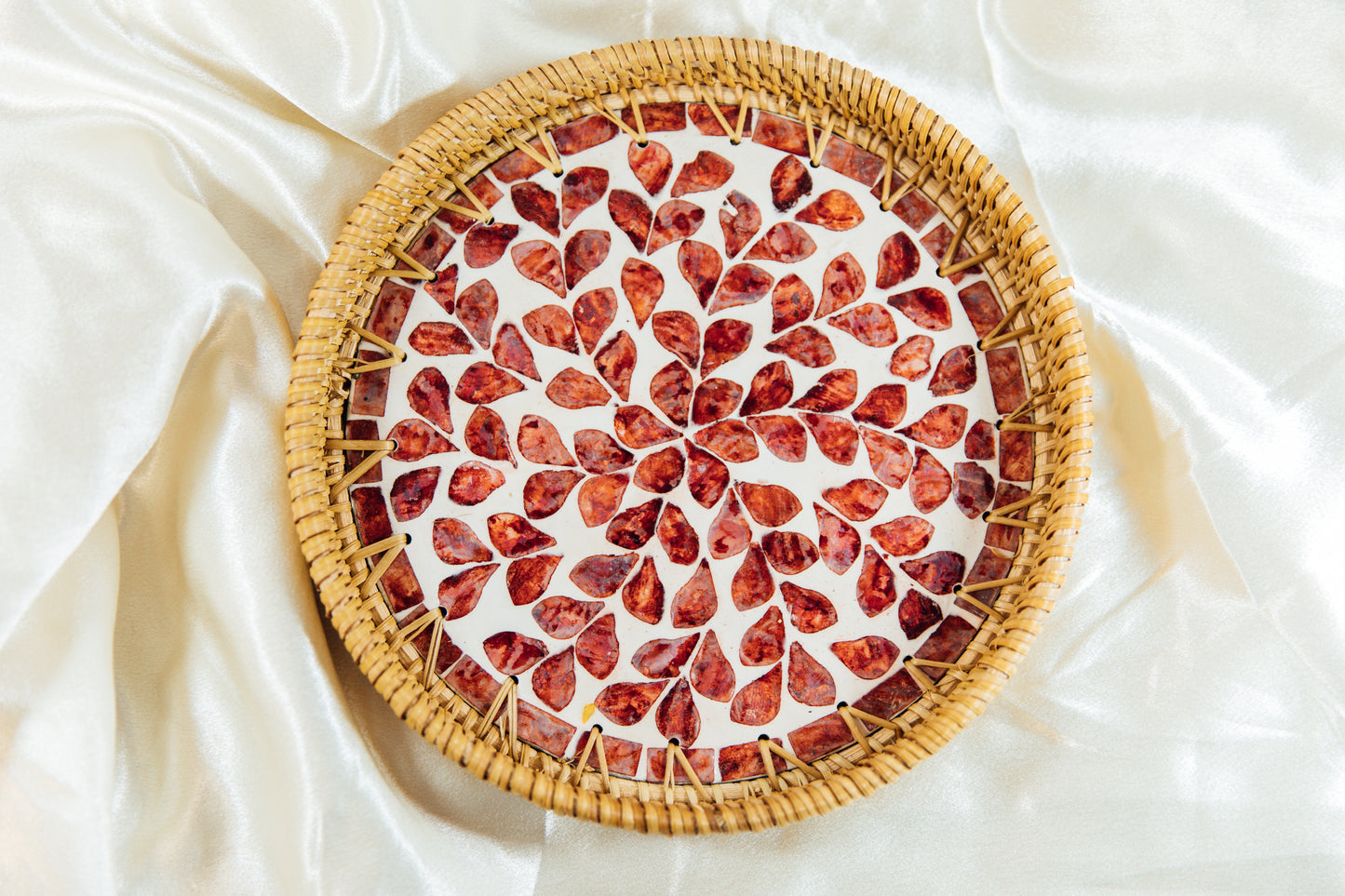 Wicker Medium Circular Tray