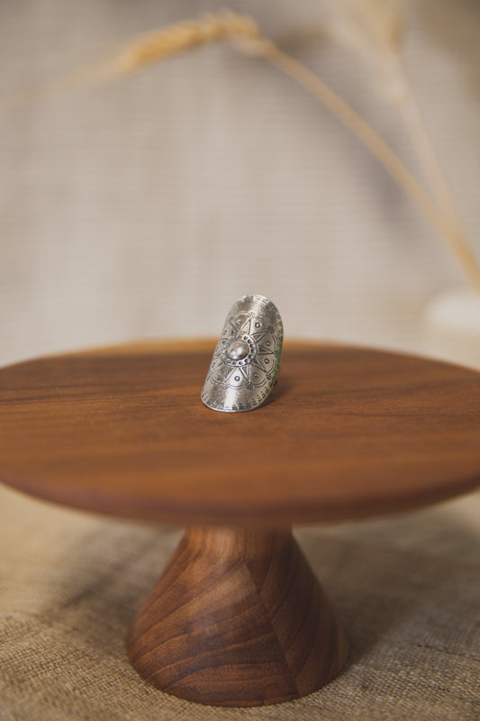 Saengdao Statement Ring
