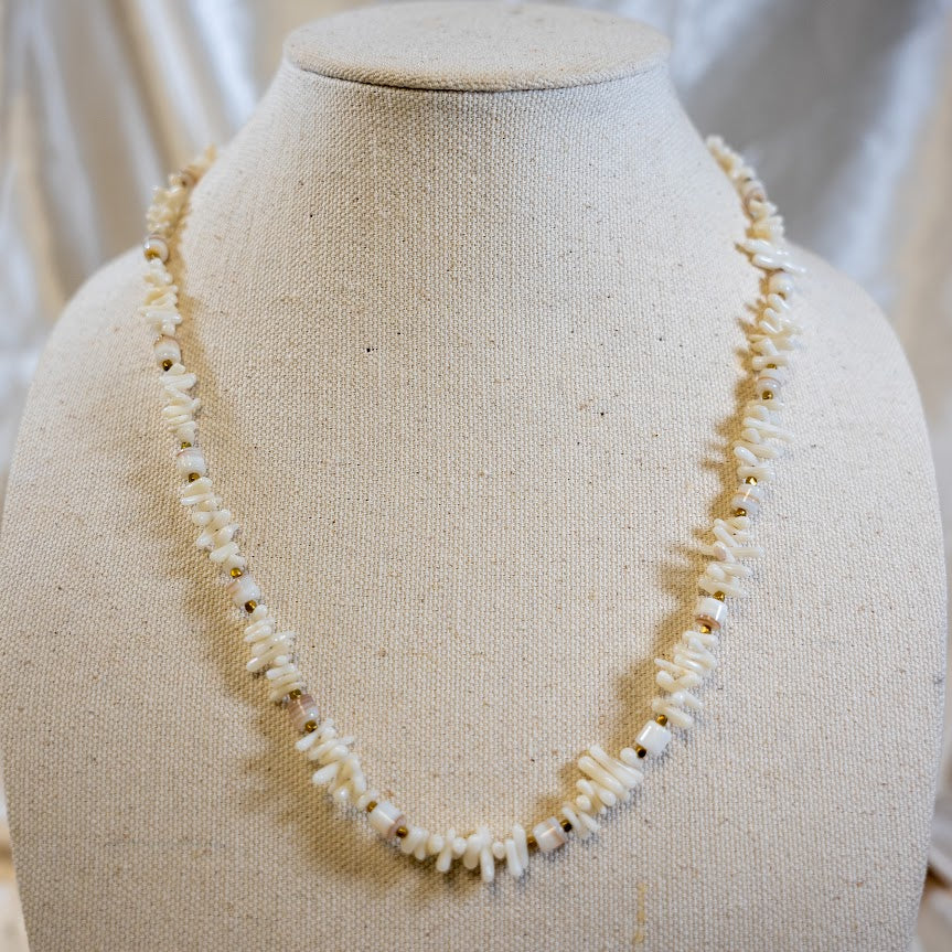 White Shell & Brass Set