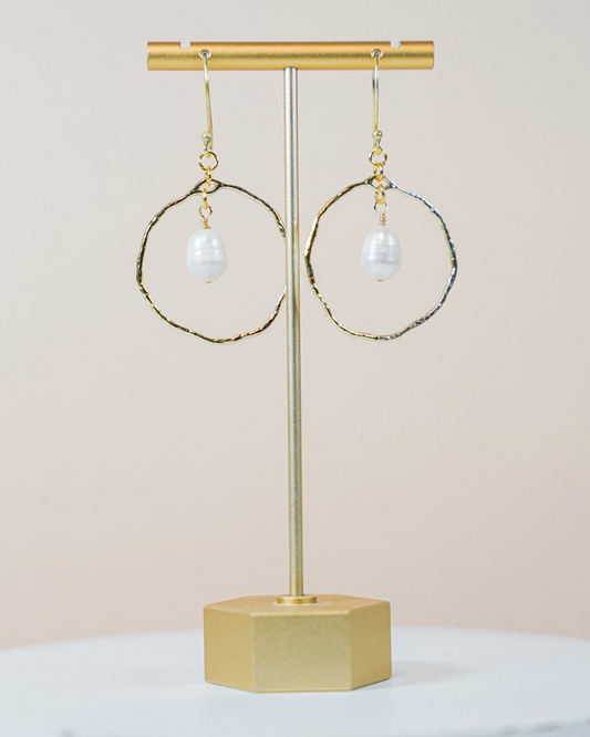 Shewanti Pearl Earrings